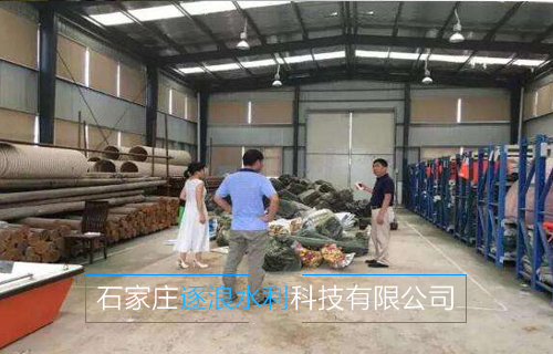 防汛打桩机