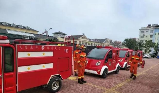 以备为战,防患未“燃” |东营经济手艺开辟区地区中间展开应急消防练习训练勾当
