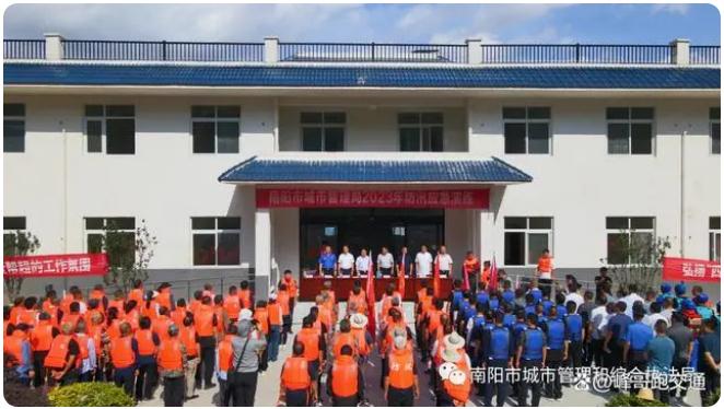 南阳市都会办理局|防汛练习训练筑防地，未雨缱绻砺精兵